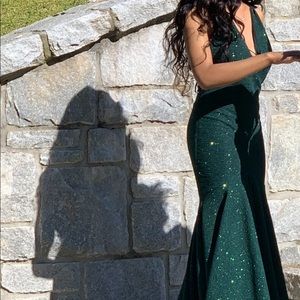 emerald green prom dress